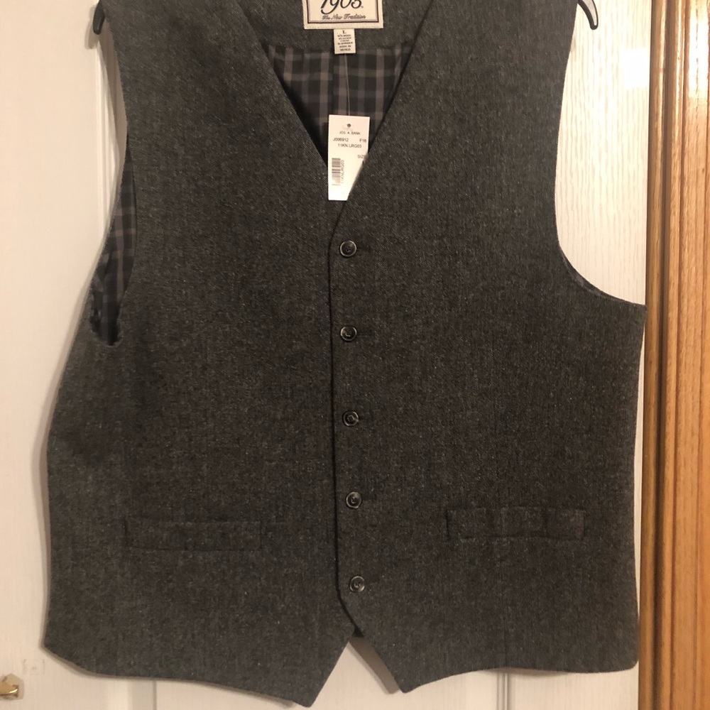 Men’s Wool Vest.